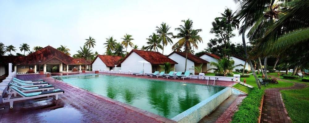 Abad Whispering Palms Hotel Kumarakom Kültér fotó